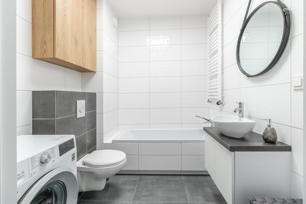 Warsaw Inside Business Centre Apartment Exterior foto