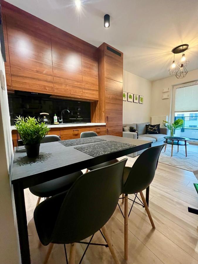 Warsaw Inside Business Centre Apartment Exterior foto